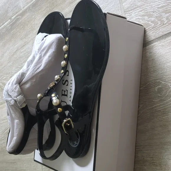 NWT Guess Janaye Jelly T-Strap Sandals with Studs and Pearls
