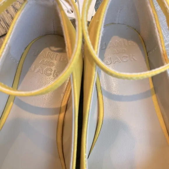 NWT Janie and Jack, Harvest Yellow Flats with Tortoise Shell Buckles, Sz 7