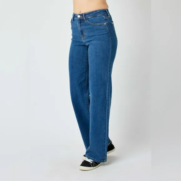 NWT Judy Blue PLUS   REG Size Retro 90s High Rise Straight Leg Dad Jeans