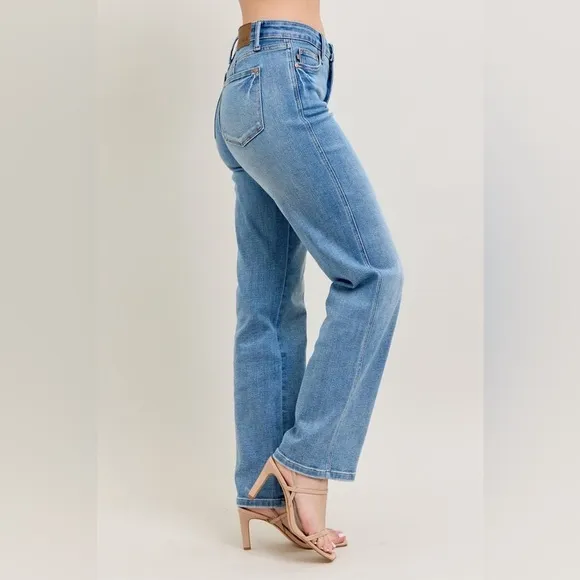 NWT Judy Blue PLUS   REG Size Tummy Control Vintage Wash Straight Leg Jeans