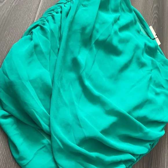 NWT Lynna Draped Mini Skirt in Greensuperdown