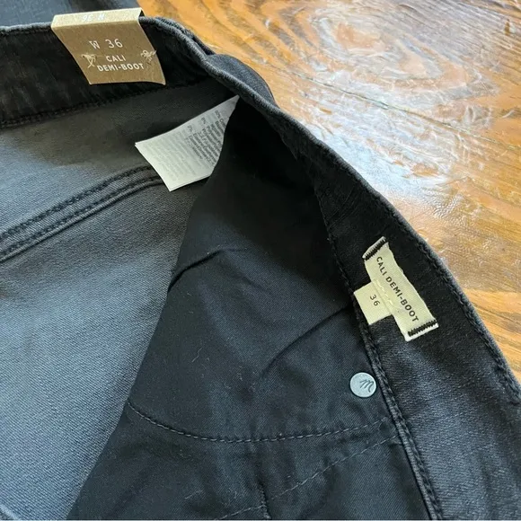 NWT Madewell Cali Demi-Boot Jeans in Berkeley Black Chewed-Hem Edition in 36