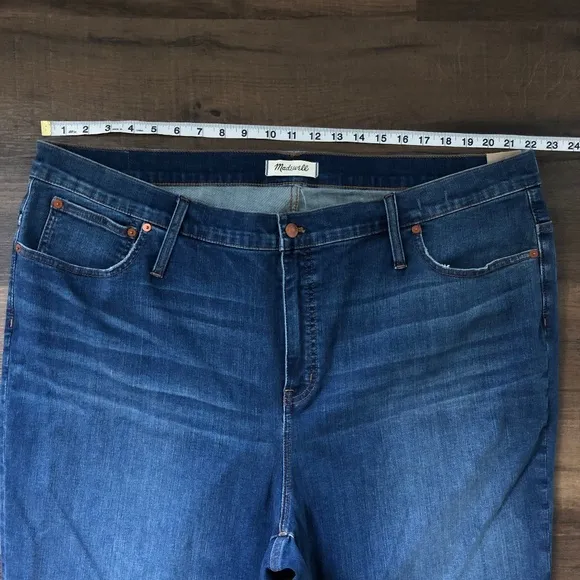 NWT Madewell Tall Cali Demi Boot Jeans Preston Wash Raw Hem Size 37 US 24 L4299