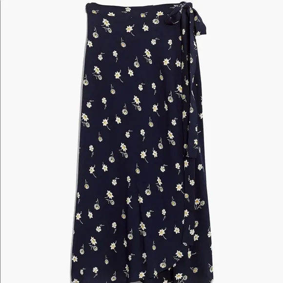 NWT - Madewell Tulip-Hem Wrap Skirt in Floral Heyday - Size 0