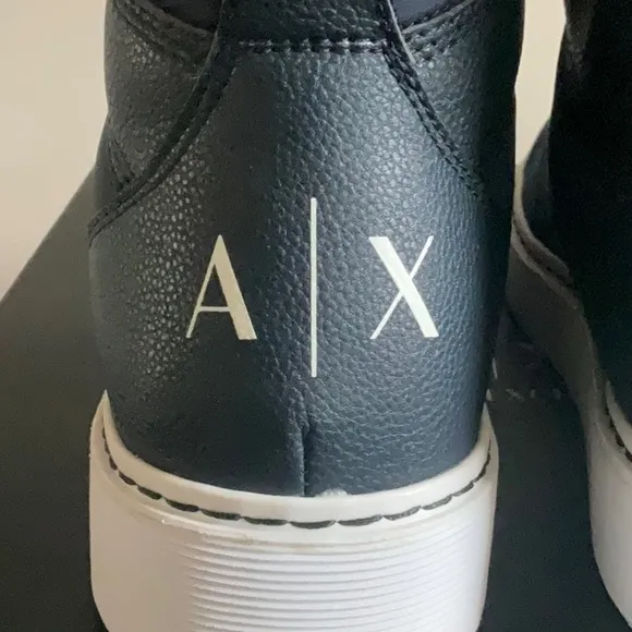 NWT Men’s Armani Exchange Navy and White High-Top Boots