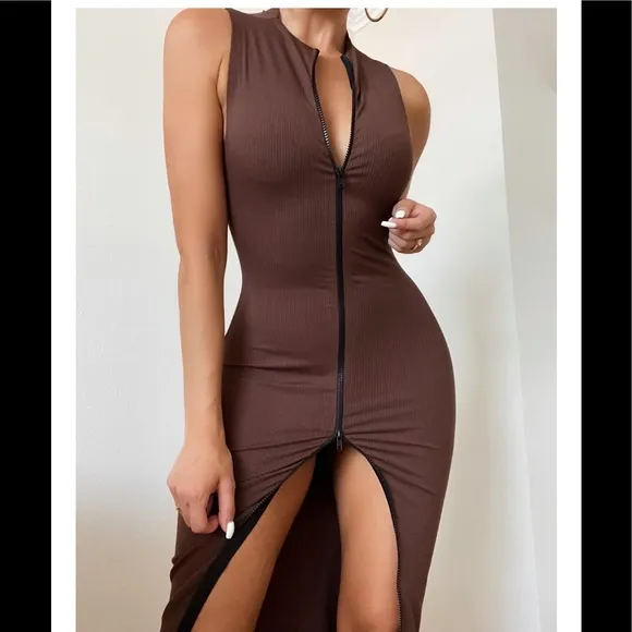 NWT NAkED WARDROBE SNATCHED ON THE LOWDRESS Size S