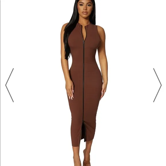 NWT NAkED WARDROBE SNATCHED ON THE LOWDRESS Size S