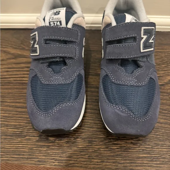 NWT New Balance Kids 574 Sneakers Navy Blue White Sz 2