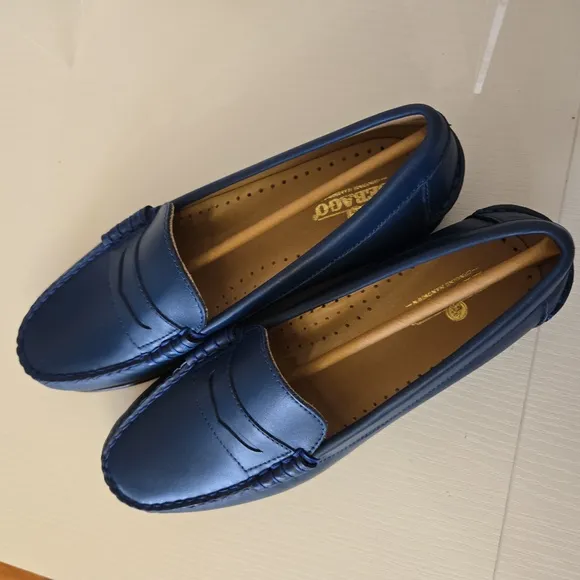 NWT Sebago Danielle Pop Leather Penny Loafers Womens Size 8