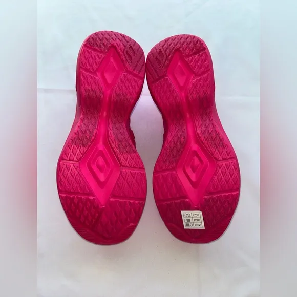 NWT Skechers Street Muno Sneaker