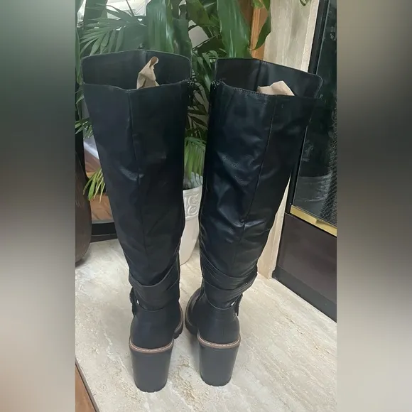 NWT Sun   Stone Women’s Viviana High Boots