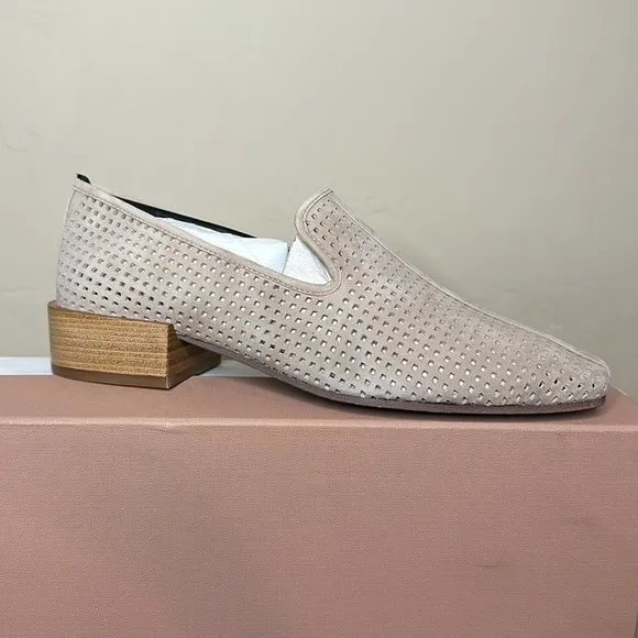 NWT Via Spiga Sz 8 Suede Leather Perforated Baudelaire Block Heel SlipOn Loafers