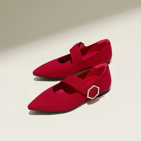 NWT VIVAIA Pointed-toe Mary-Jane Ballet Flats (Maria) in Ruby Red