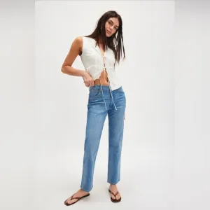 *NWT* Wrangler Sunset Mid-Rise Straight-Leg Jeans in Baby Blue, Size 29x29