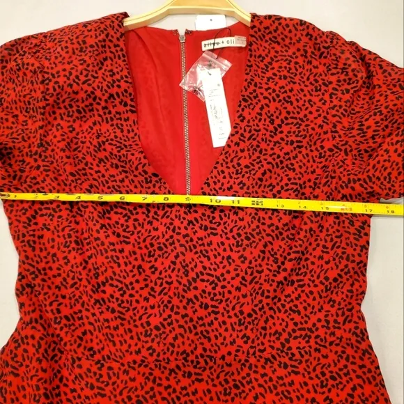NWT$330 Alice   Olivia Polly Red Leopard Long Sleeved Fit &amp; Flare Mini Dress 10