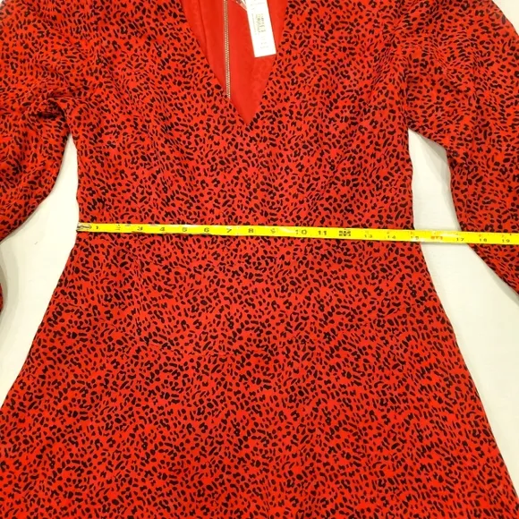 NWT$330 Alice   Olivia Polly Red Leopard Long Sleeved Fit &amp; Flare Mini Dress 10