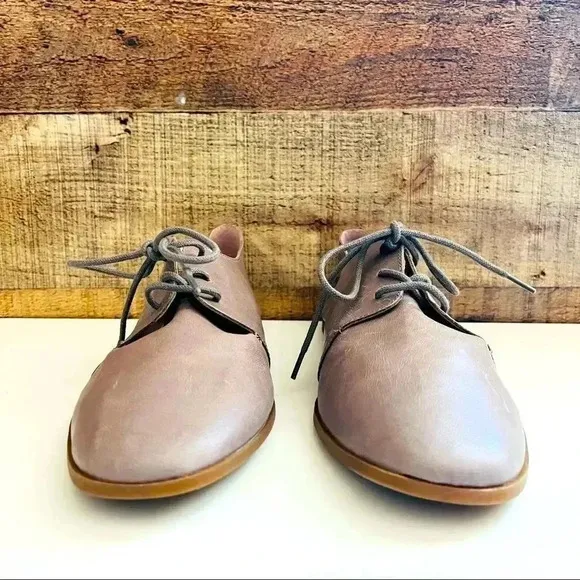 NWT Lucky Brand Aleikka Oxford Flats Titanium