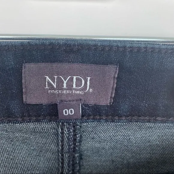 NYDJ Alina Jeans in Quentin Size: 00 NEW