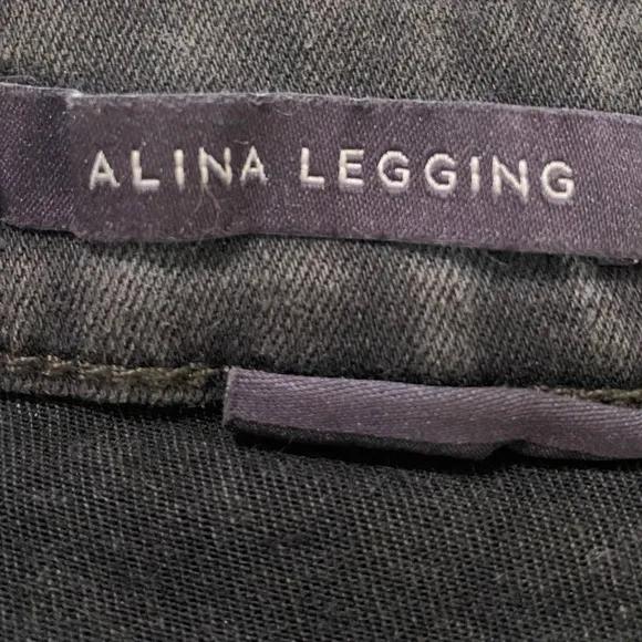 NYDJ Size 6 Alina Legging Jeans in Flosom Black Gray Wash NEW