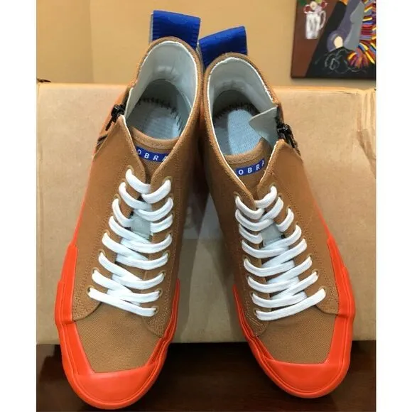 OBRA - NWT - M Sz 7.5 (40.5) &quot;Utility Artistry&quot; Hightop Sneaker in Brown Sugar