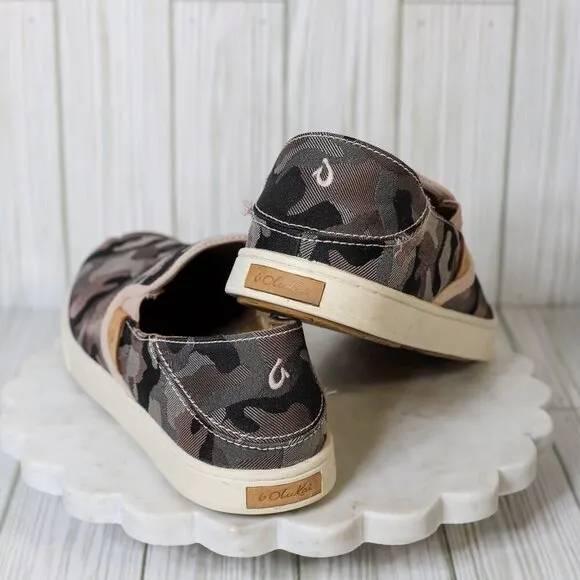 Olu Kai Size 8.5 Pehuea Pa'i camouflage canvas slip on loafer sneaker womens