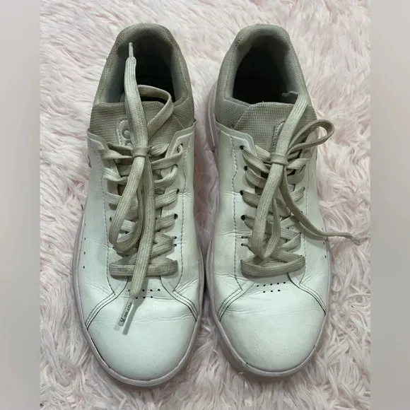 On Cloud The Roger Advantage White Pink CloudTech Lace Up Sneakers Size 9