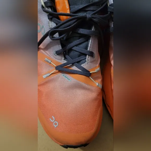 On running trail waterproof sneakers Cloudsurfer trail men's size 11
