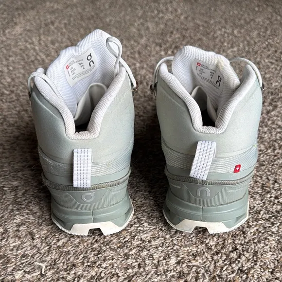 On Running Women's Size 8 Mineral Kelp High-Top Sneakers Hiking Trail