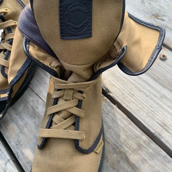 Palladium pampa peloton zip boots women's DULL GLD/AFTERDRK 93489-233-M Size 8