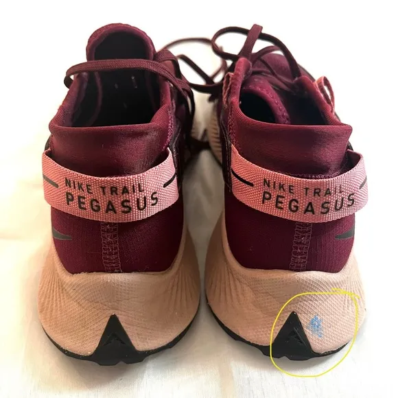 Pegasus Trail 2 Running Hiking Dark Beetroot Sneakers sz 6,5
