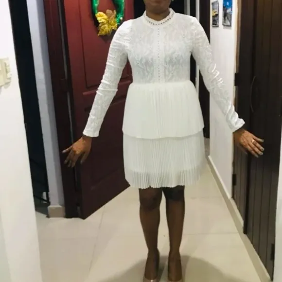 Pleaded white dress