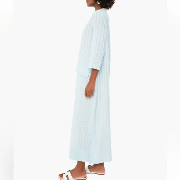 POMANDER PLACE Light Blue Carolina Caftan