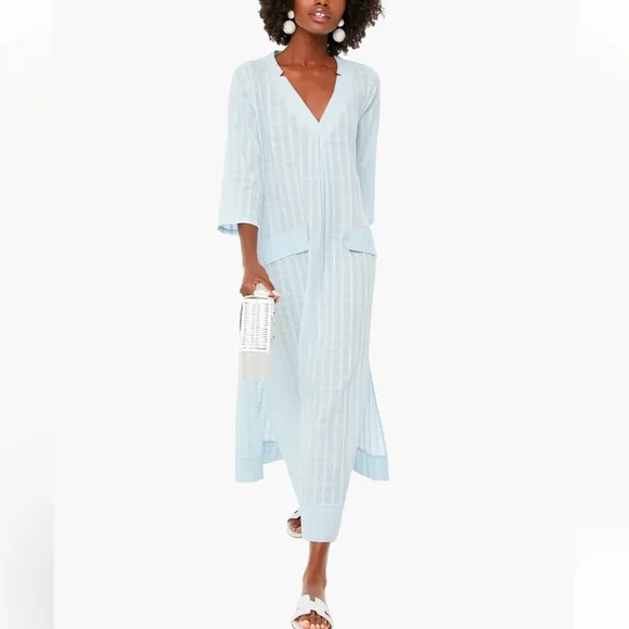 POMANDER PLACE Light Blue Carolina Caftan