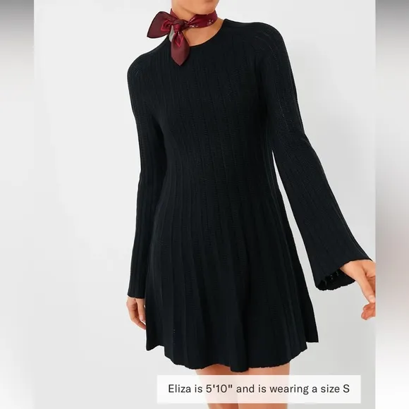 POMANDER PLACEBlack Adi Knit Dress