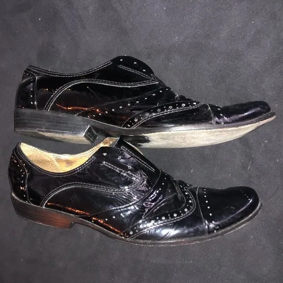 POUR LA VICTOIRE Black Patent Leather Pull On Brogue Loafers