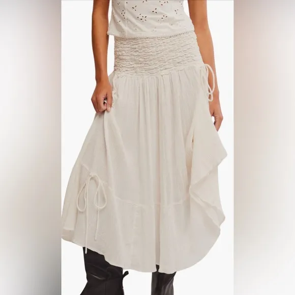 Prairie Convertible Skirt NWOT whisper white