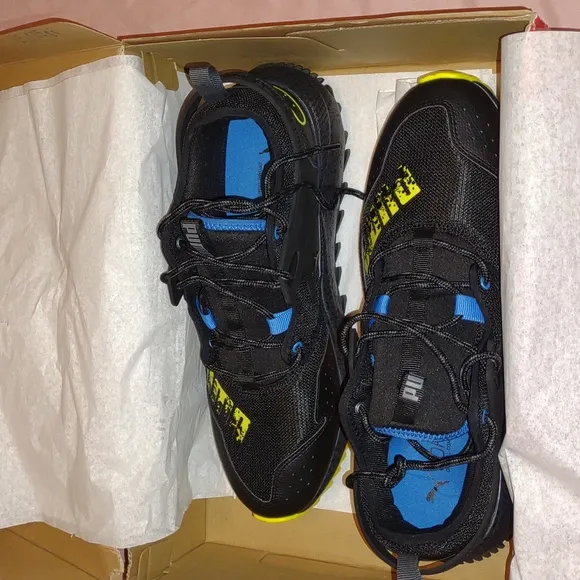 PUMA👣 Pacer Future Trail Sneakers in Black/Gray mens size 11