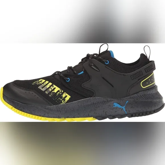 PUMA👣 Pacer Future Trail Sneakers in Black/Gray mens size 11