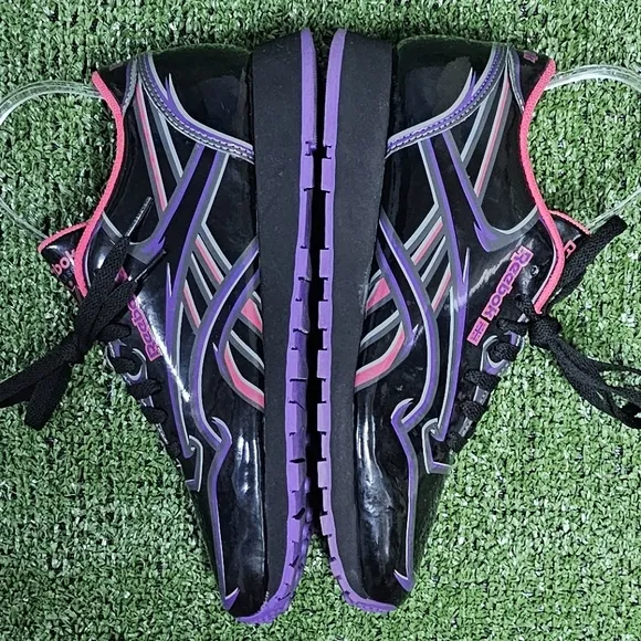 REEBOK | CLASSICS PATENT LEATHER SNEAKERS