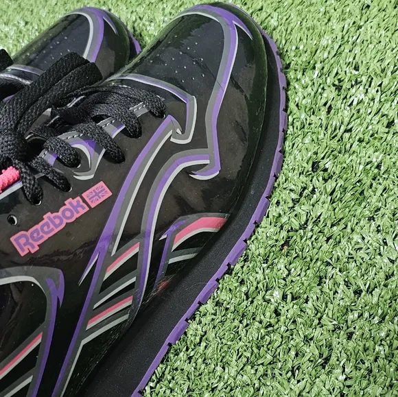 REEBOK | CLASSICS PATENT LEATHER SNEAKERS