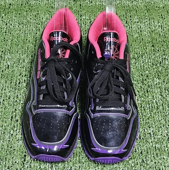 REEBOK | CLASSICS PATENT LEATHER SNEAKERS