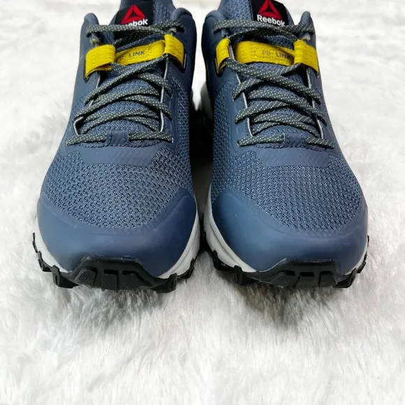 Reebok Men’s DMX Trek Ascent Low Top Hiking/ Trail Sneakers in Blue Size 9