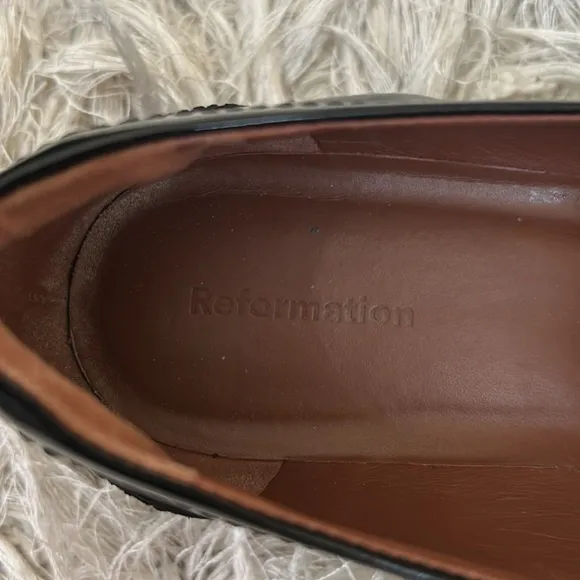 Reformation Agathea Black Leather Chunky Lug Sole Penny Loafers size 8 AS-IS