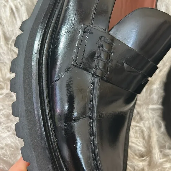 Reformation Agathea Black Leather Chunky Lug Sole Penny Loafers size 8 AS-IS