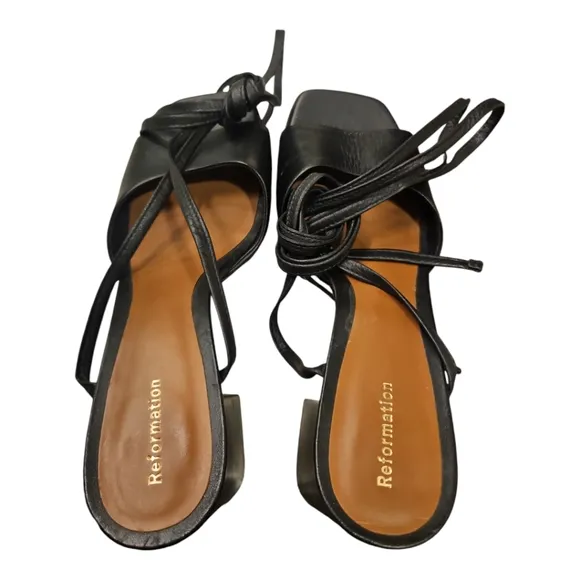 REFORMATION | Magda Ankle Tie Black Leather Sandals in Size US 8