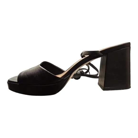 REFORMATION | Magda Ankle Tie Black Leather Sandals in Size US 8