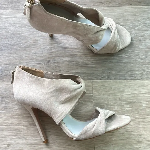 REISS Nude Suede Daphne Wrap Sandals size 8