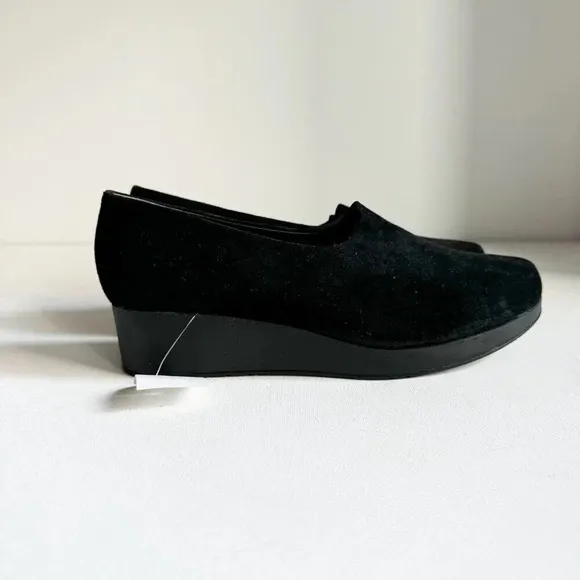robert clergerie Black stretch Minimalist Slip on Loafers w small Wedge 41