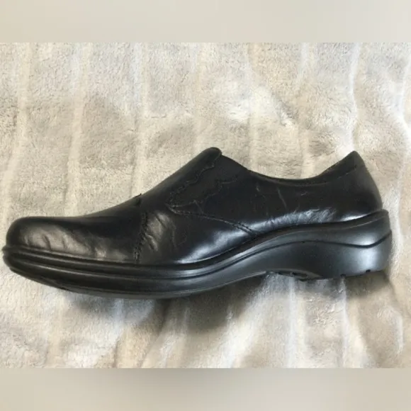 Romika Cassie 24 Black Leather Slip-On Loafers EU 37 US 6 to 6.5