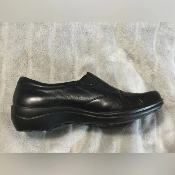 Romika Cassie 24 Black Leather Slip-On Loafers EU 37 US 6 to 6.5
